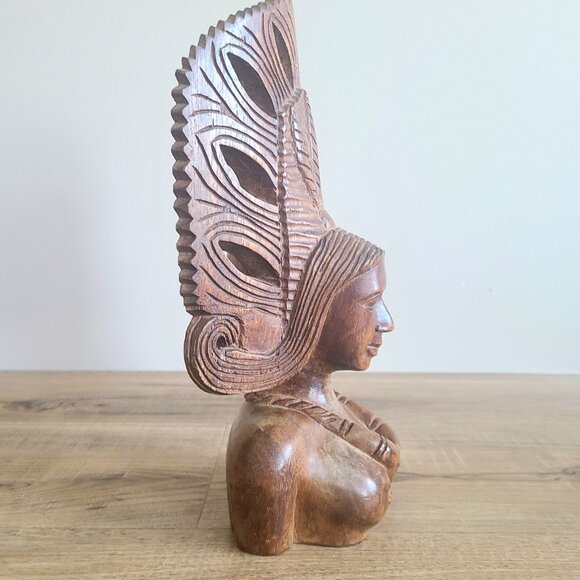 Hand Carved wooden sculpture statue of women's bust. Indigenous Tribal Native. - Picture 5 of 7